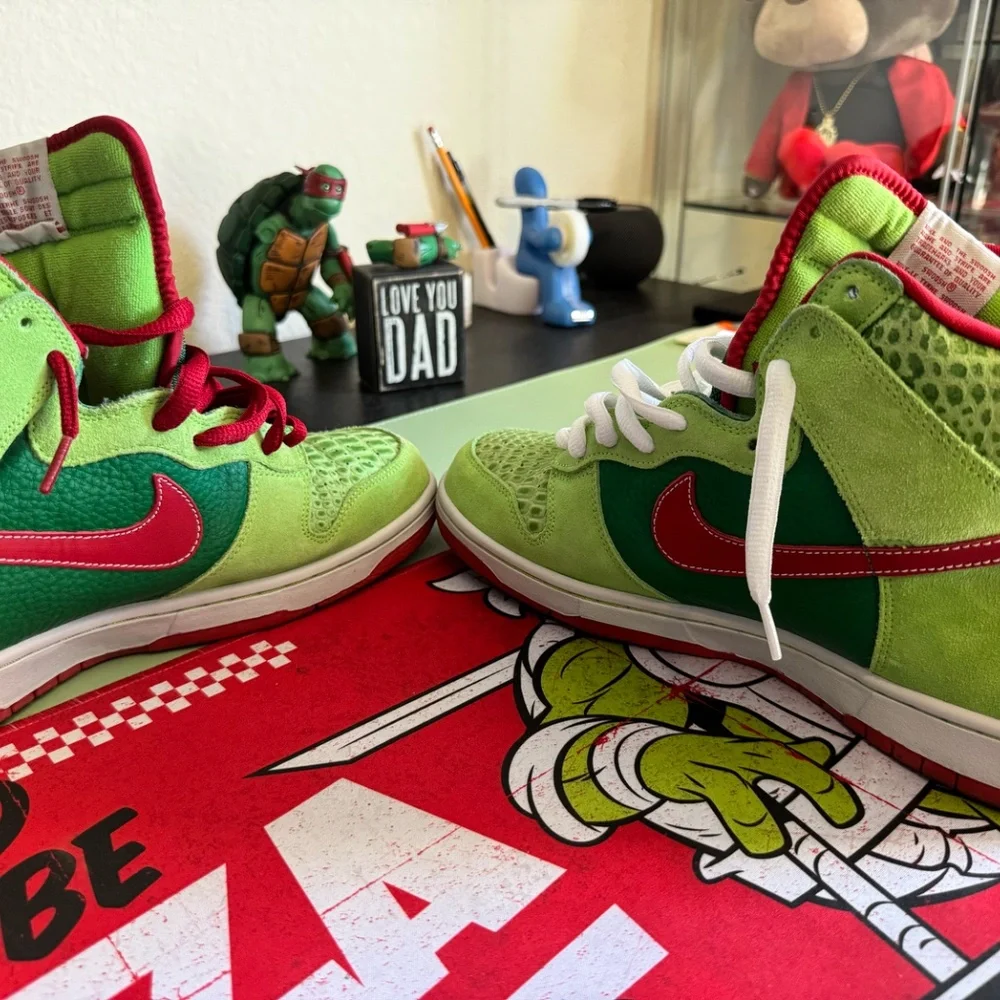 Nike Dunk High Pro SB ‘Dr. Feelgood’ – Mötley Crüe Fans & SB Heads, This One’s F - Picture 7 of 11